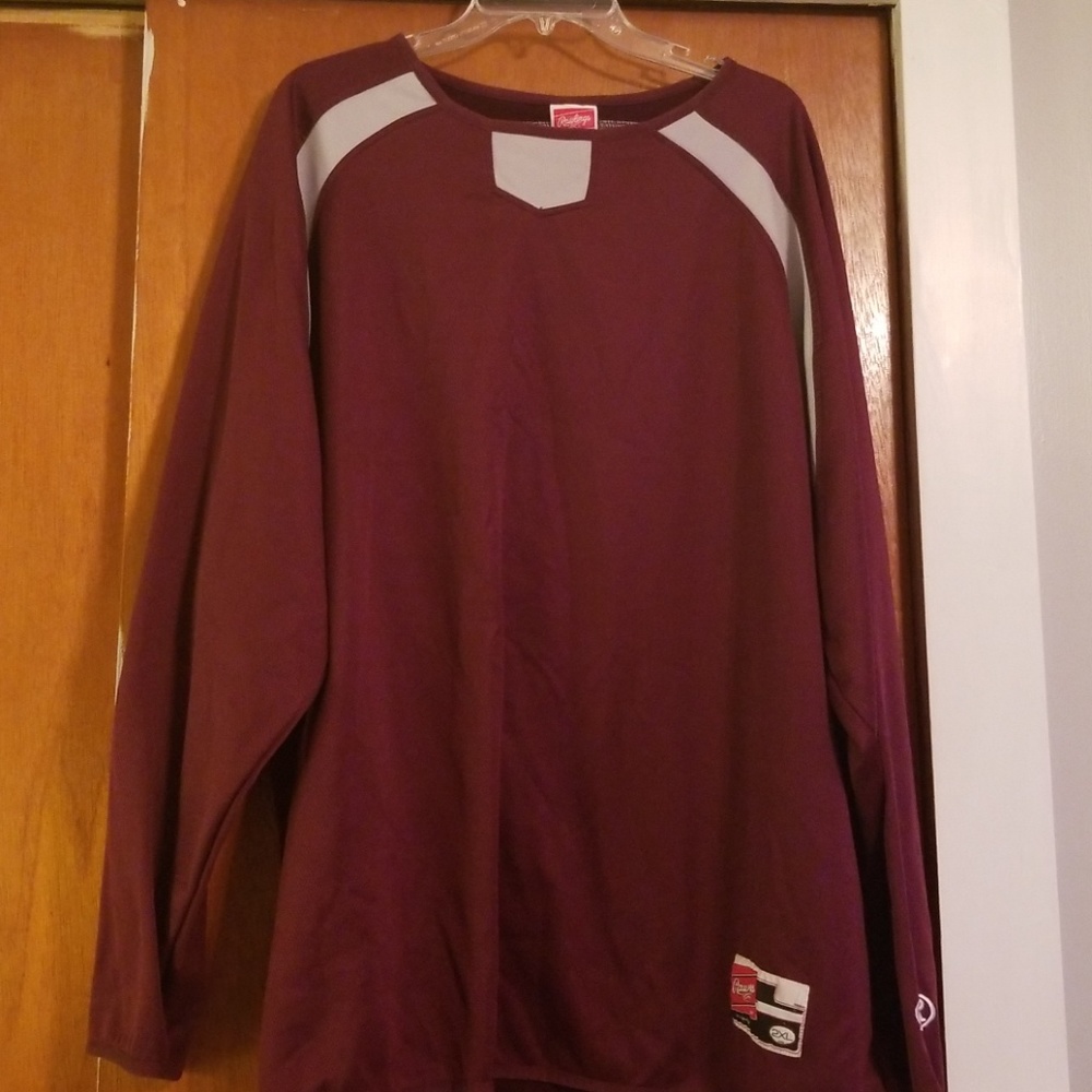 Rawlings pullover